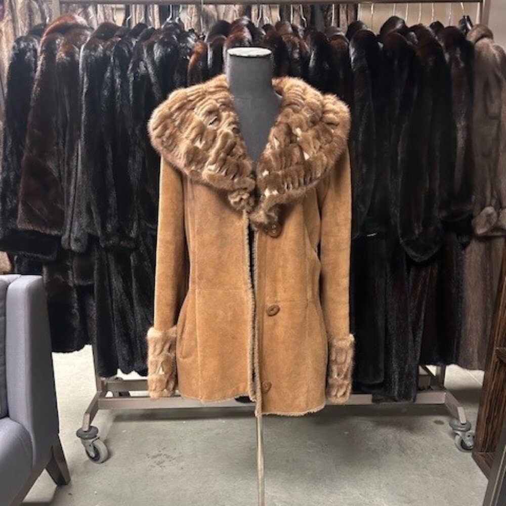 Agneau retourner (SHEARLING) w/ MINK collar & cuffs, 3000 NOW ONLY $795 size 16